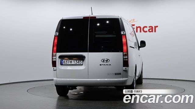 Hyundai Staria Cargo 3-Seater Modern 2023 — фото 4
