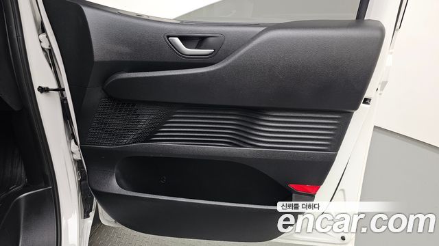 Hyundai Staria Cargo 3-Seater Modern 2023 — фото 31