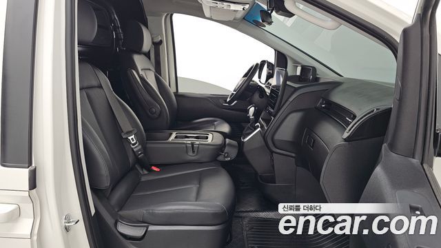 Hyundai Staria Cargo 3-Seater Modern 2023 — фото 32