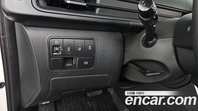 Hyundai Staria Cargo 3-Seater Modern 2023 — фото 34
