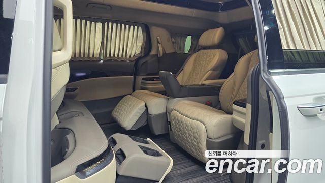 Kia Carnival (IV) Gasoline 4-Seater Hi-Limousine Signature 2022 — фото 12