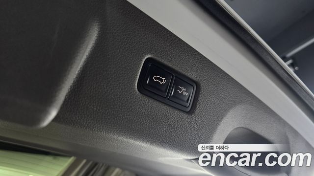 Kia Carnival (IV) Gasoline 4-Seater Hi-Limousine Signature 2022 — фото 17