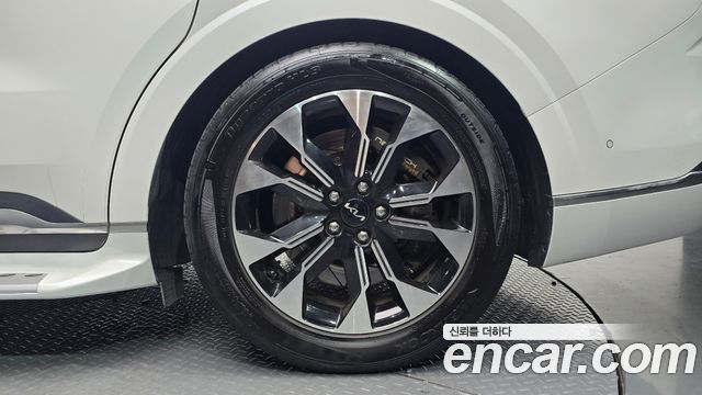 Kia Carnival (IV) Gasoline 4-Seater Hi-Limousine Signature 2022 — фото 21