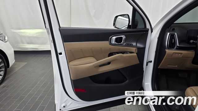 Kia Sorento (IV) Gasoline 2.5T 2WD Noblesse 2024 — фото 24