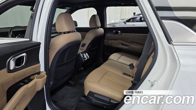 Kia Sorento (IV) Gasoline 2.5T 2WD Noblesse 2024 — фото 26
