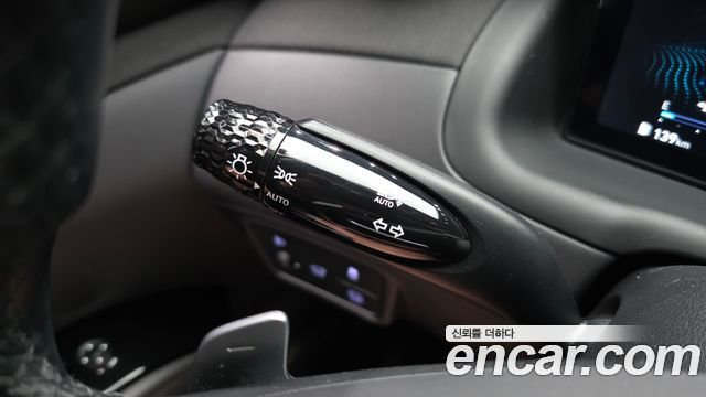 Hyundai Tucson Hybrid (NX4) Inspiration 2WD 2023 — фото 28