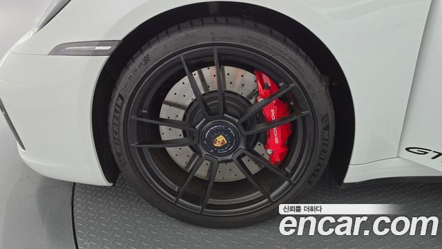 Porsche 911 (992) Carrera 4 GTS 2023 — фото 5