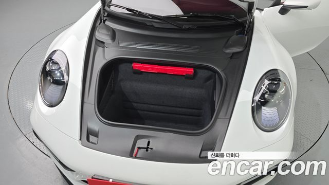 Porsche 911 (992) Carrera 4 GTS 2023 — фото 6