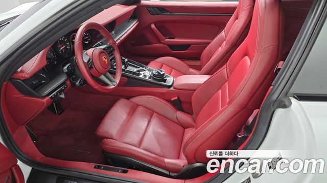 Porsche 911 (992) Carrera 4 GTS 2023 — фото 7