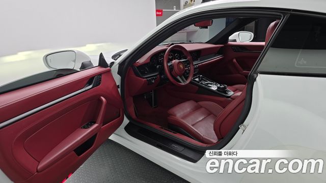 Porsche 911 (992) Carrera 4 GTS 2023 — фото 10