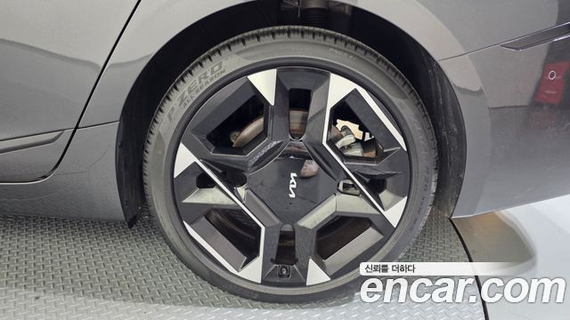 Kia K8 3.5 Gasoline 4WD Signature 2025 — фото 27