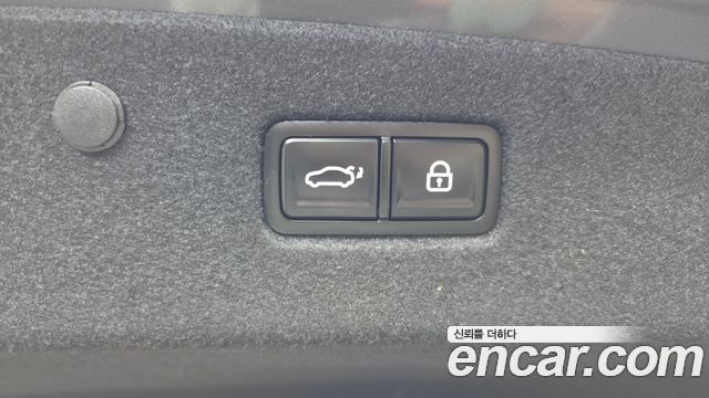 Kia K8 3.5 Gasoline 4WD Signature 2025 — фото 33