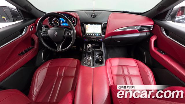 Maserati Levante 3.0 AWD GranSport 2018 — фото 7
