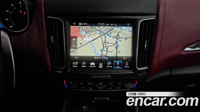 Maserati Levante 3.0 AWD GranSport 2018 — фото 13