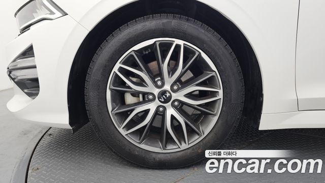 Kia K5 (III) 2.0 Prestige 2021 — фото 5