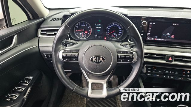 Kia K5 (III) 2.0 Prestige 2021 — фото 15