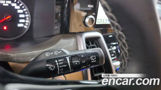 Kia Sorento (IV) Gasoline 2.5T 2WD Prestige 2022 — фото 30