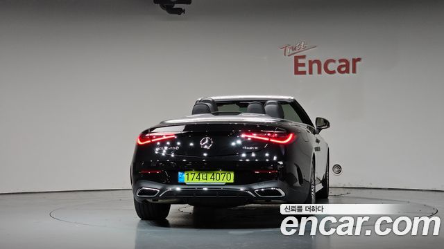 Mercedes-Benz CLE-Class (C236) CLE450 4MATIC Cabriolet 2024 — фото 4