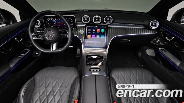 Mercedes-Benz CLE-Class (C236) CLE450 4MATIC Cabriolet 2024 — фото 7