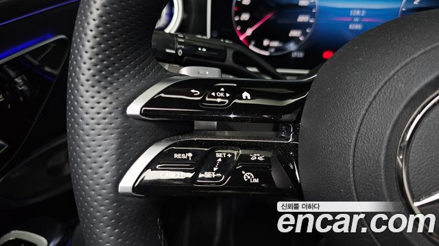 Mercedes-Benz CLE-Class (C236) CLE450 4MATIC Cabriolet 2024 — фото 35