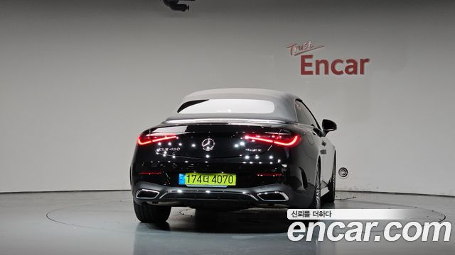 Mercedes-Benz CLE-Class (C236) CLE450 4MATIC Cabriolet 2024 — фото 42