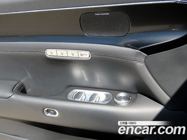 Genesis G90 (RS4) Gasoline 3.5 Turbo AWD 2023 — фото 15