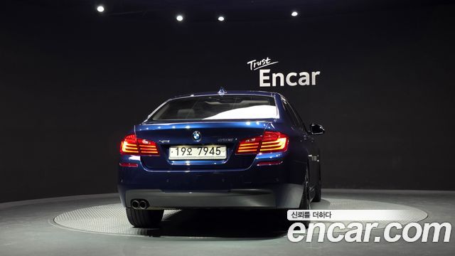 BMW 5 Series (F10) 528i xDrive M Aero Dynamic 2016 — фото 4