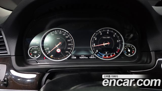 BMW 5 Series (F10) 528i xDrive M Aero Dynamic 2016 — фото 8