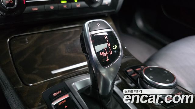BMW 5 Series (F10) 528i xDrive M Aero Dynamic 2016 — фото 9