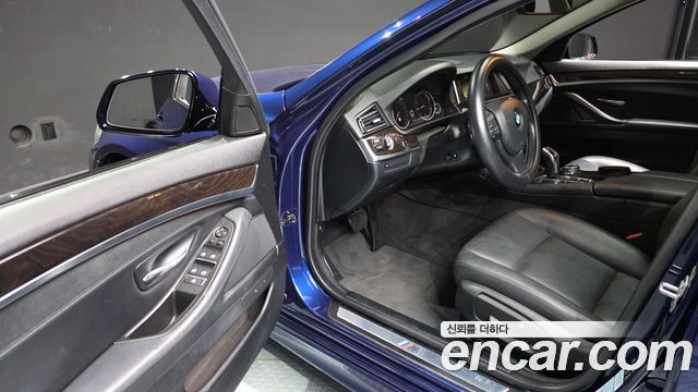 BMW 5 Series (F10) 528i xDrive M Aero Dynamic 2016 — фото 10