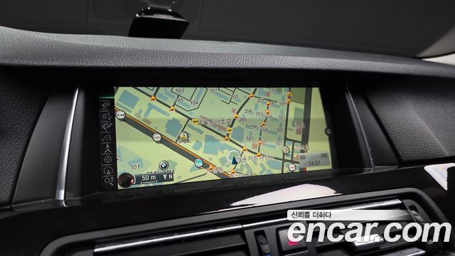 BMW 5 Series (F10) 528i xDrive M Aero Dynamic 2016 — фото 14