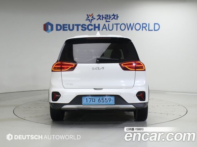 Kia Niro Plus Earth 2023 — фото 4