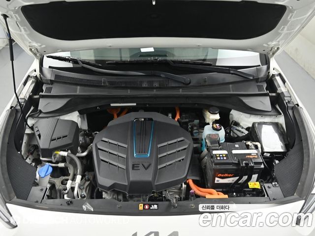 Kia Niro Plus Earth 2023 — фото 6