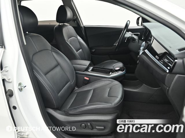 Kia Niro Plus Earth 2023 — фото 10