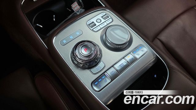 Genesis G90 (RS4) Gasoline 3.5 Turbo AWD 2022 — фото 9