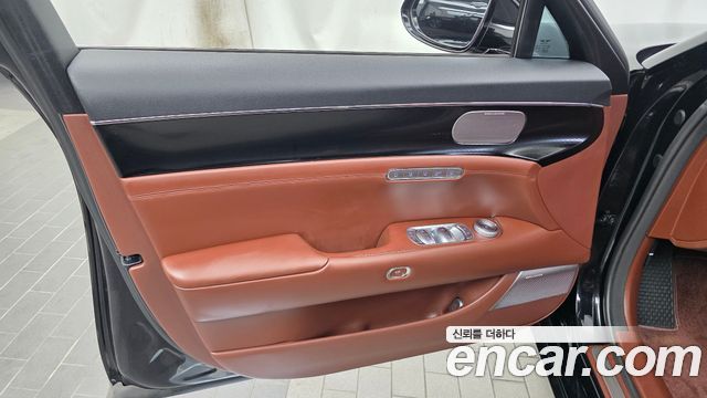 Genesis G90 (RS4) Gasoline 3.5 Turbo AWD 2022 — фото 30