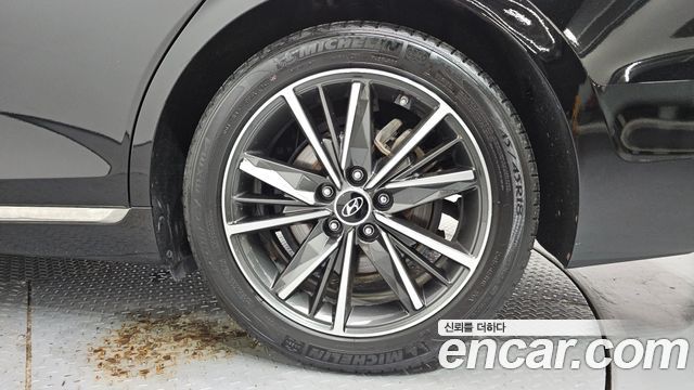 Hyundai Grandeur (IG) 2.5 Exclusice 2022 — фото 21