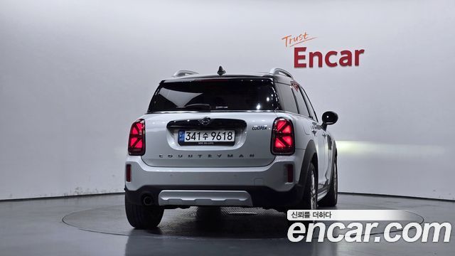 MINI Cooper Countryman Classic Plus 2nd 2022 — фото 4