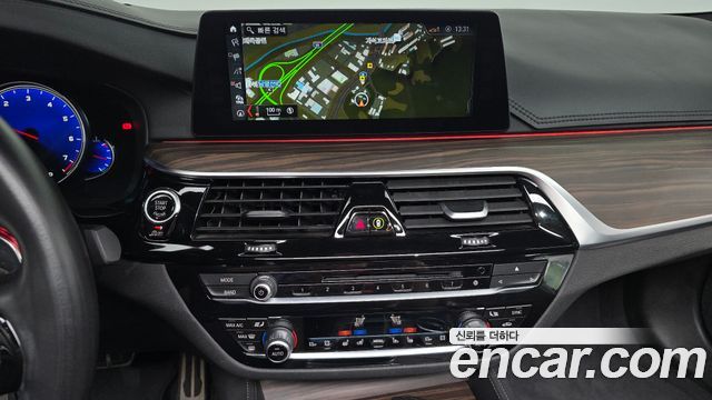 BMW 5 Series (G30) 530i M Sport Package Plus 2017 — фото 16