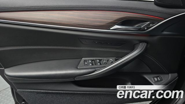 BMW 5 Series (G30) 530i M Sport Package Plus 2017 — фото 24