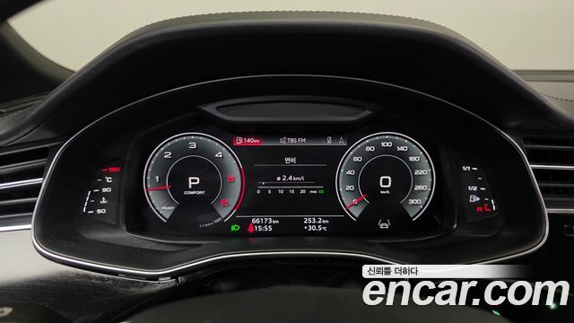 Audi Q8 (4M) 45 TDI Quattro Premium 2022 — фото 8