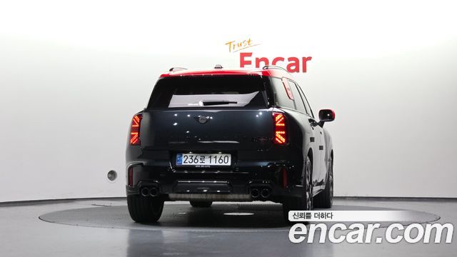 MINI Cooper S Countryman (III) ALL4 JCW 2024 — фото 4