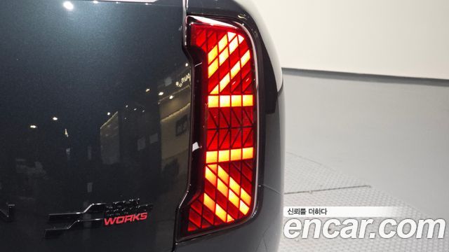MINI Cooper S Countryman (III) ALL4 JCW 2024 — фото 23