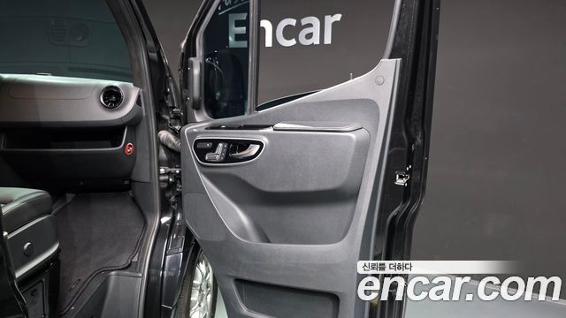 Mercedes-Benz Sprinter 3.0 Diesel W907 2019 — фото 31