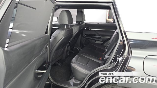 KG Mobility (SsangYong) Torres Gasoline 1.5 2WD T7 2024 — фото 11