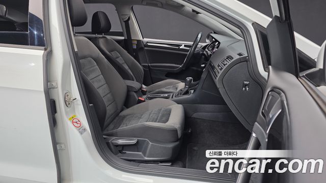 Volkswagen Golf (VII) 2.0 TDI 2016 — фото 11