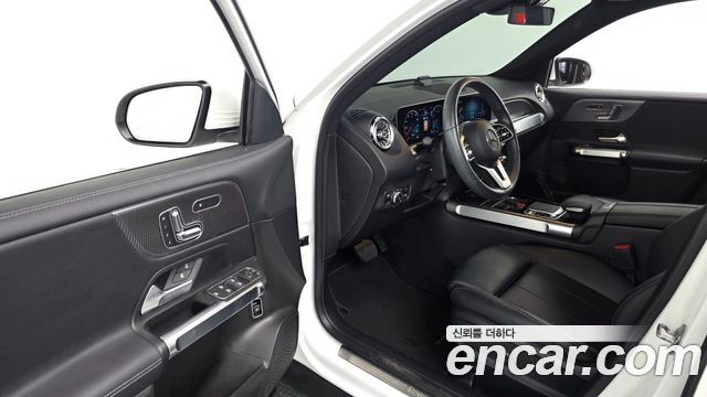 Mercedes-Benz GLB-Class (X247) GLB220 2020 — фото 10