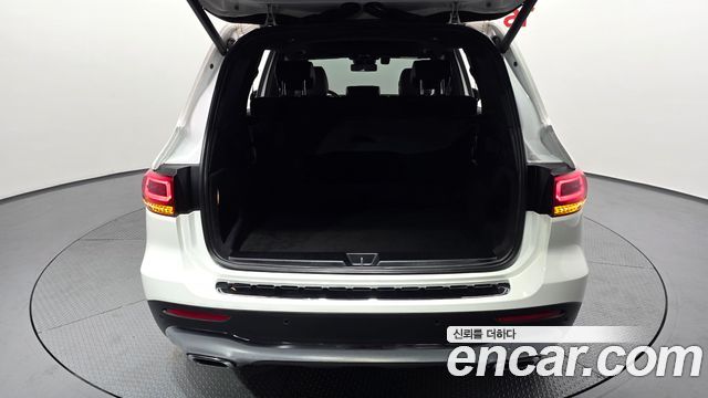 Mercedes-Benz GLB-Class (X247) GLB220 2020 — фото 24