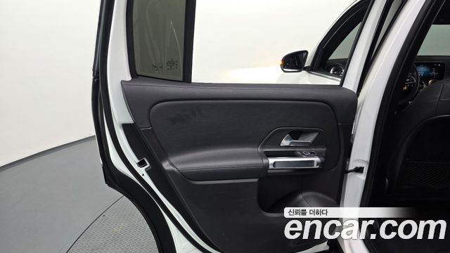 Mercedes-Benz GLB-Class (X247) GLB220 2020 — фото 31