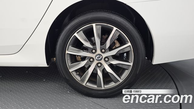 Renault Korea SM5 Nova Classic 2018 — фото 21